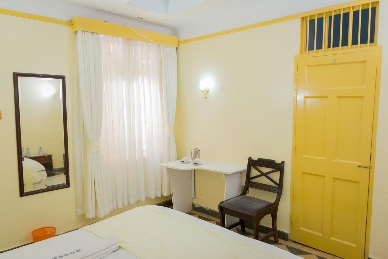 Mooreland Hotel Nairobi Buitenkant foto