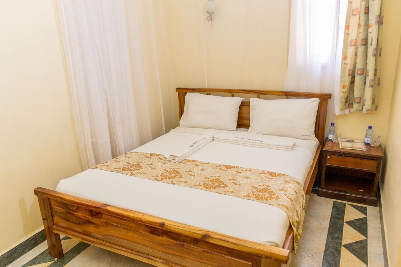 Mooreland Hotel Nairobi Buitenkant foto