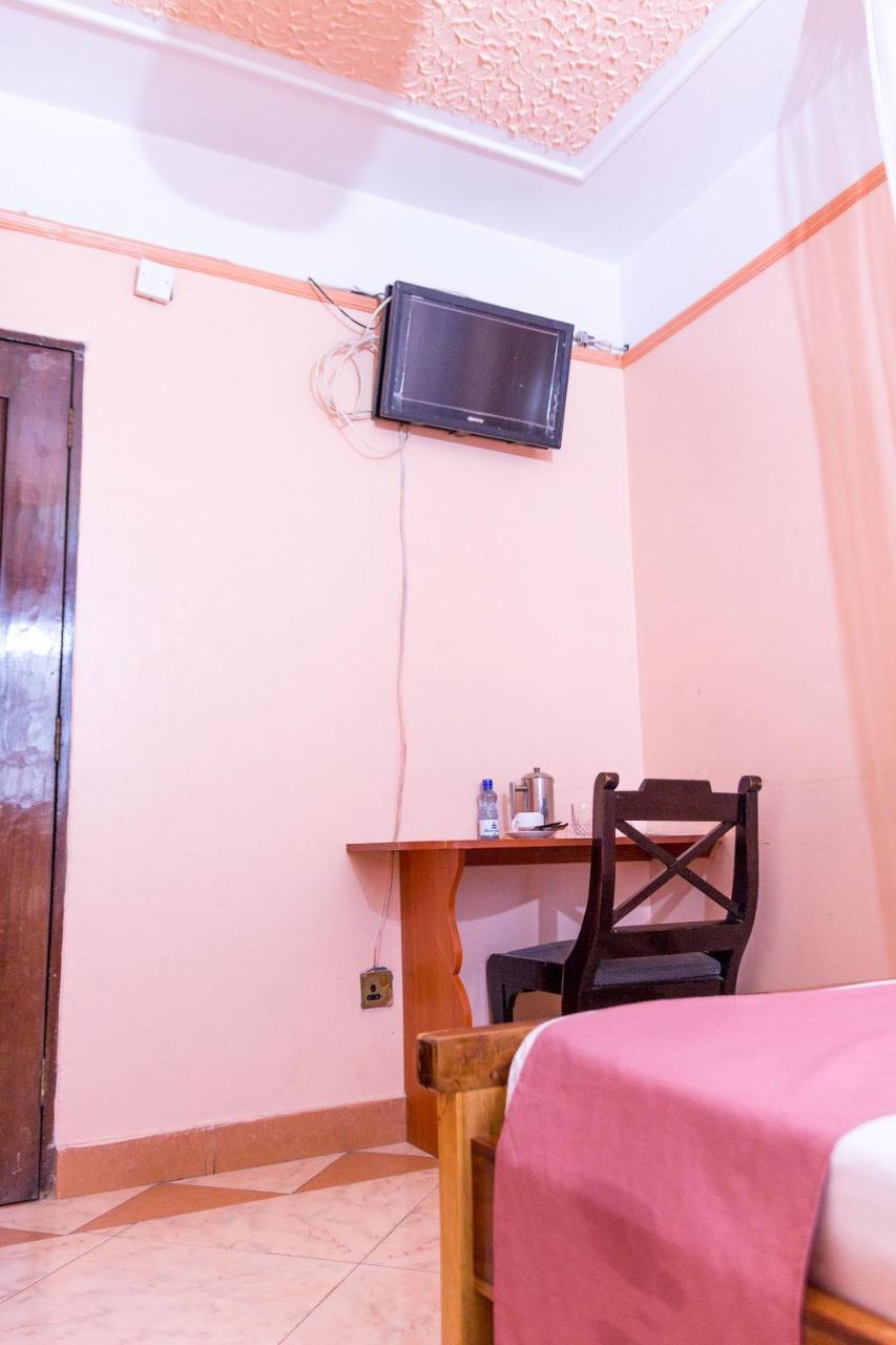 Mooreland Hotel Nairobi Buitenkant foto