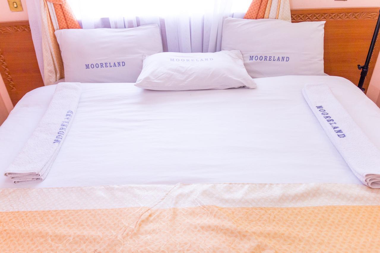 Mooreland Hotel Nairobi Buitenkant foto
